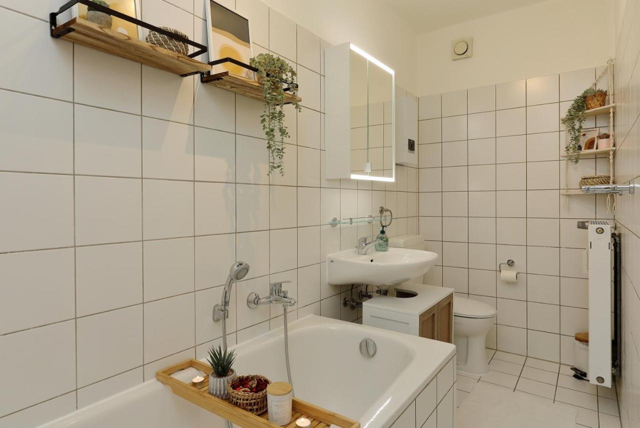 דיסבורג *City, Naehe Hbf, Kingsizebetten, Fitnessecke* מראה חיצוני תמונה